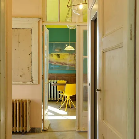 Thevillarose Panzió